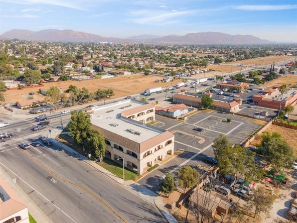13027 Perris Blvd, Moreno Valley, CA 92553